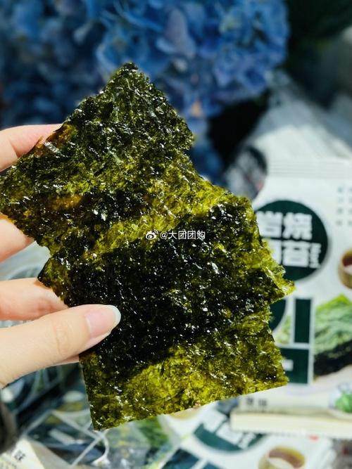 9.9元8包的小轻苔岩烧海苔，配料表比脸还干净？头水紫菜真的营养更高吗？