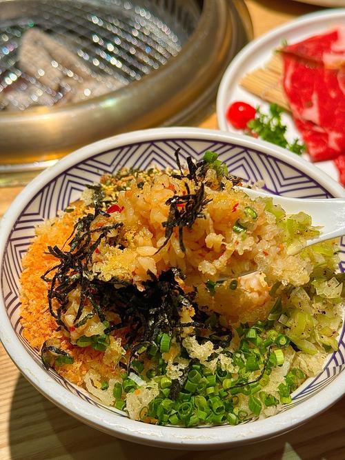 真材实料，炭火直烤 一口咬下的满足感
