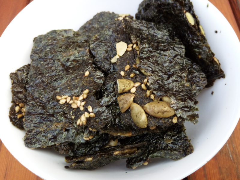 香酥四溢 口感酥脆 喵趣科技夹心海苔试吃测评